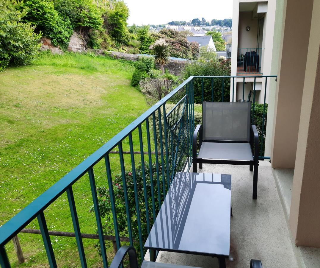 La Poterie - Appartement Avec Balcon Et Parking Prive Quimper Eksteriør bilde