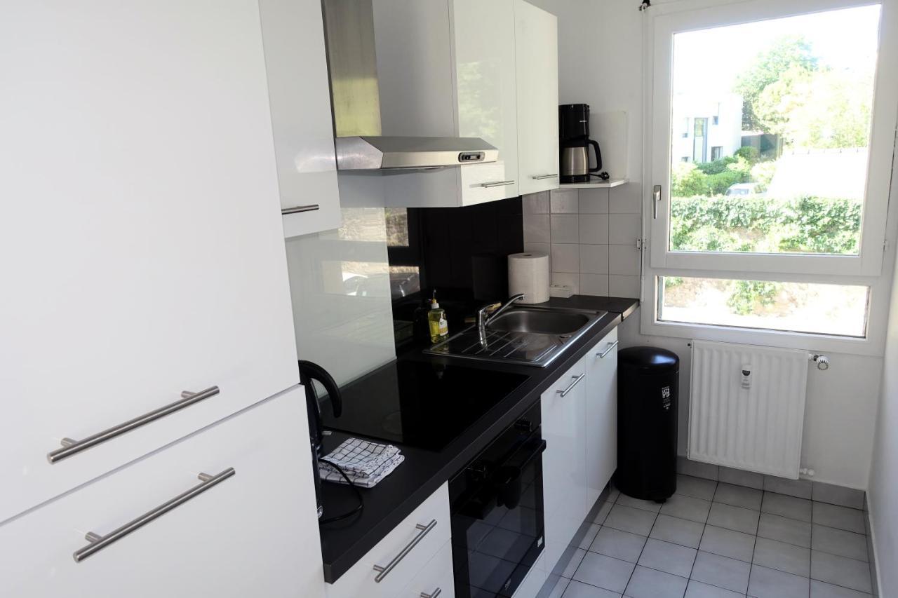 La Poterie - Appartement Avec Balcon Et Parking Prive Quimper Eksteriør bilde
