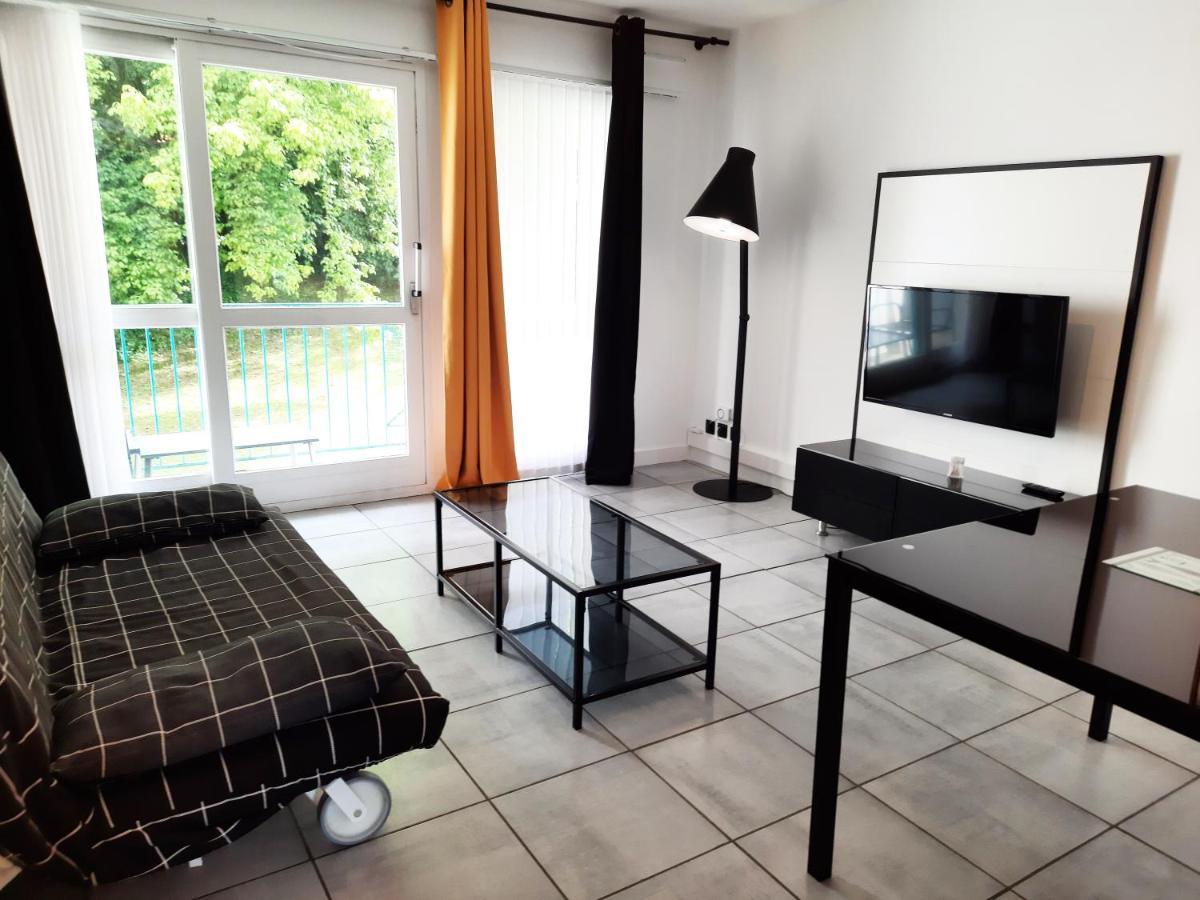 La Poterie - Appartement Avec Balcon Et Parking Prive Quimper Eksteriør bilde